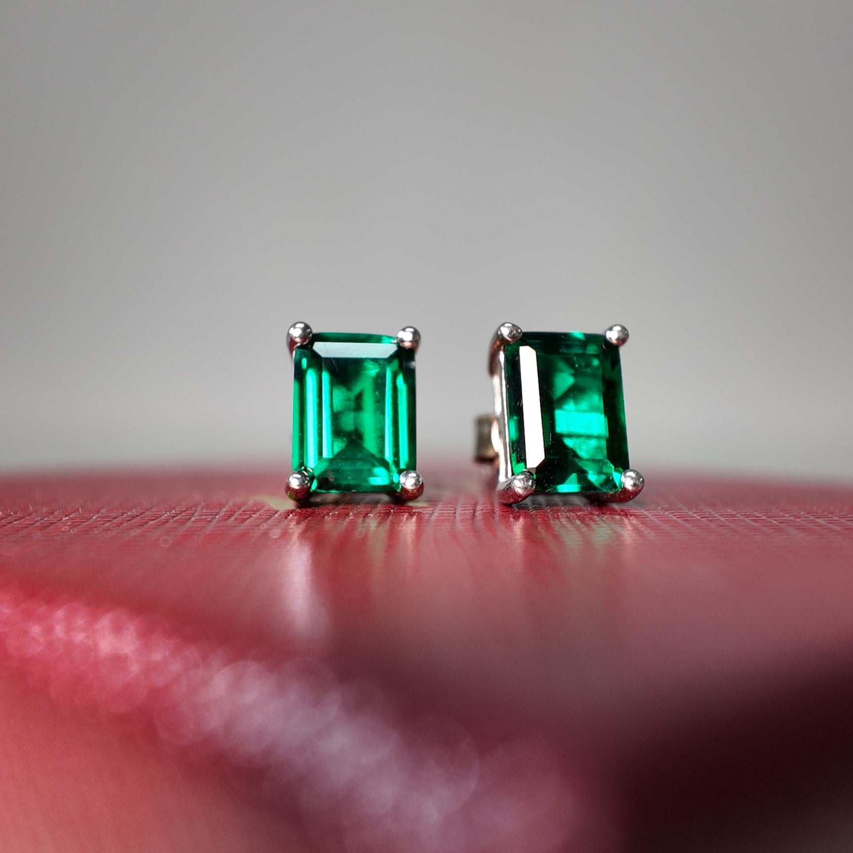 Emerald Classic Studs