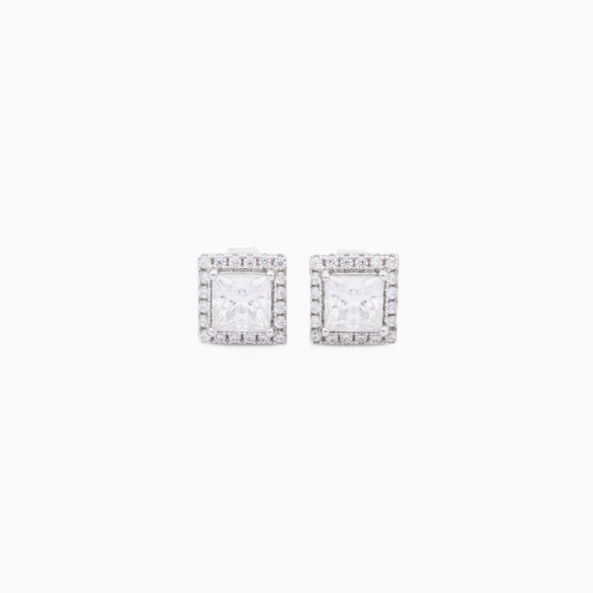 Tres Chic in Princess Petite Halo Earrings