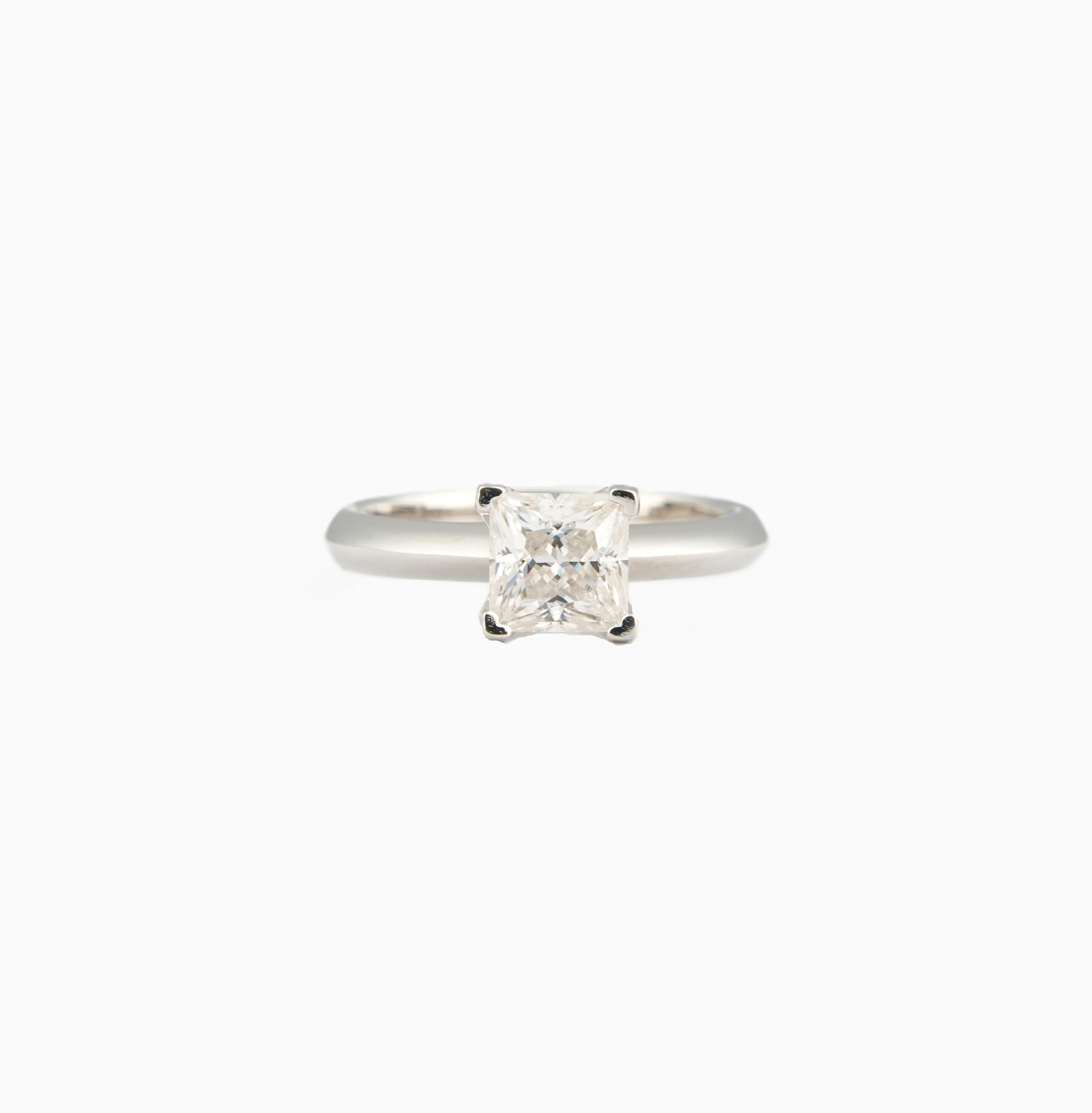 Via Princess Solitaire Ring